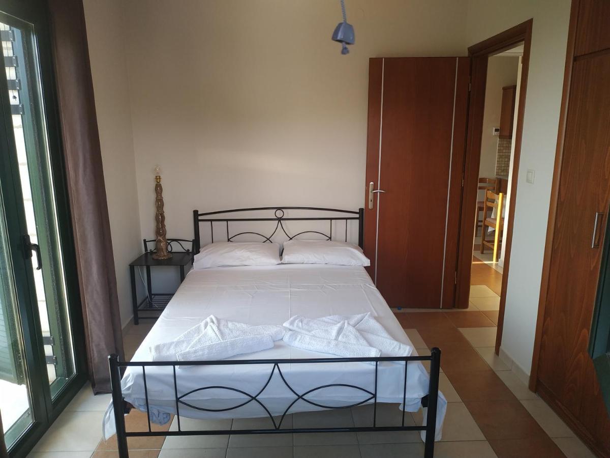 Papadeas Villas Megali Mantineia Екстер'єр фото